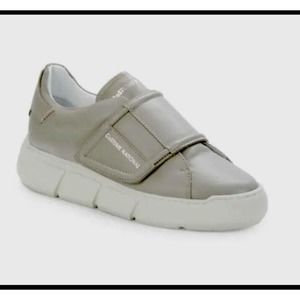 425$ Costume National Leather Touch-Strap Sneakers, size 37